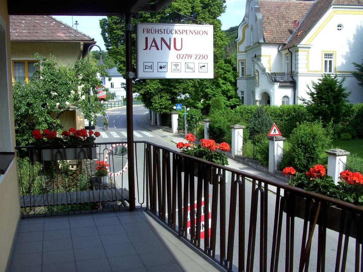 Fruehstueckspension Leopold Janu Senftenberg Exteriér fotografie
